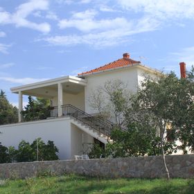 Apartmanok Parkolóhellyel Ugljan - 8493