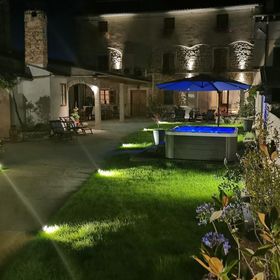 Apartmanok és Szobák Parkolóhellyel Loborika, Pula - 12983 Loborika