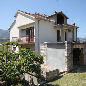 Apartmanok Parkolóhellyel Jelsa, Hvar - 8789 Jelsa