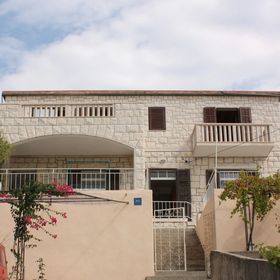 Családi Apartmanok A Tenger Mellett Sumartin, Brac - 5771 Sumartin