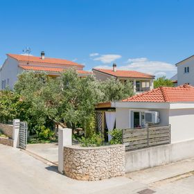 Apartmanok A Tenger Mellett Razanj, Rogoznica - 12733 Ražanj