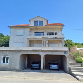 Apartmanok A Tenger Mellett Klenovica, Novi Vinodolski - 5581 Klenovica