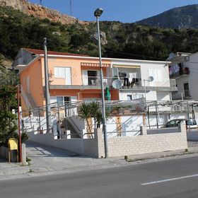 Apartmanok A Tenger Mellett Duce, Omis - 5275 Duće