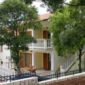 Apartmanok Parkolóhellyel Povile, Novi Vinodolski - 2398 Povile