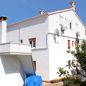 Apartmanok és Szobák Parkolóhellyel Bozava, Dugi Otok - 8100 Božava