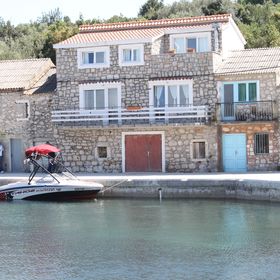 Apartmanok A Tenger Mellett Mali Iz, Iz - 6163 Mali Iž