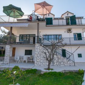Apartmanok A Tenger Mellett Slatine, Ciovo - 1126 Slatine