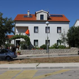 Apartmanok Parkolóhellyel Mali Losinj, Losinj - 8090 Mali Lošinj