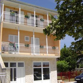 Apartmanok A Tenger Mellett Tribunj, Vodice - 12144 Tribunj