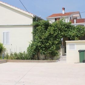 Nyaralóház A Tenger Mellett Preko, Ugljan - 12078 Preko