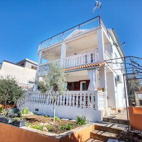 Apartmanok A Tenger Mellett Grebastica, Sibenik - 11463 Grebaštica