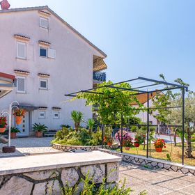 Apartmanok Parkolóhellyel Crikvenica - 5494