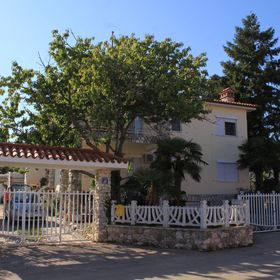 Apartmanok Medencével Valbandon, Fazana - 7257 Valbandon