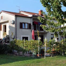 Apartmanok Parkolóhellyel Umag - 7109