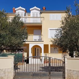 Apartmanok Parkolóhellyel Vrsi - Mulo, Zadar - 5796 Vrsi - Mulo