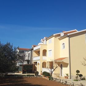 Apartmanok Parkolóhellyel Vrsi - Mulo, Zadar - 5796 Vrsi - Mulo