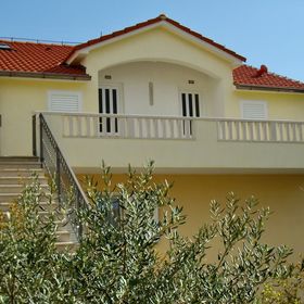 Apartmanok A Tenger Mellett Bol, Brac - 2904 Bol