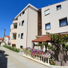 Apartmanok Parkolóhellyel Zadar - Diklo, Zadar - 5887 Zadar - Diklo