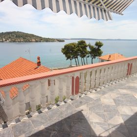 Apartmanok A Tenger Mellett Kali, Ugljan - 8234 Kali