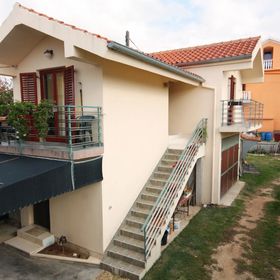 Apartmanok A Tenger Mellett Bibinje, Zadar - 5866 Bibinje