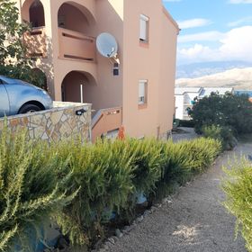 Apartmanok Parkolóhellyel Pag - 6542