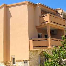 Apartmanok Parkolóhellyel Pag - 6542