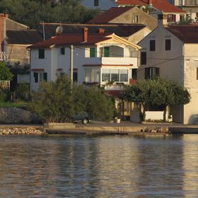 Apartmanok A Tenger Mellett Preko, Ugljan - 8515 Preko