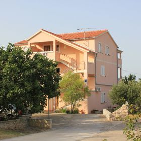 Apartmanok A Tenger Mellett Kraj, Pasman - 331 Kraj