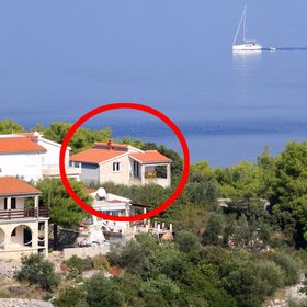 Apartmanok Családok Részére Medencével Rogac, Solta - 5183 Rogač