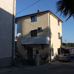 Apartmanok Parkolóhellyel Pomer, Medulin - 7374 Pomer