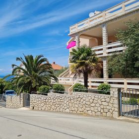 Apartmanok Parkolóhellyel Lun, Pag - 4062 Lun