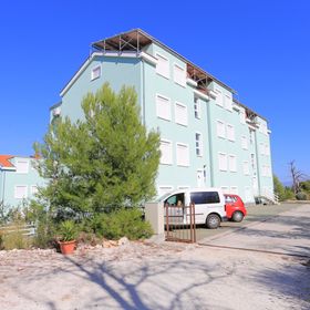 Apartmanok Medencével Mastrinka, Ciovo - 11717 Mastrinka