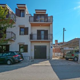 Apartmanok A Tenger Mellett Slatine, Ciovo - 12176 Slatine