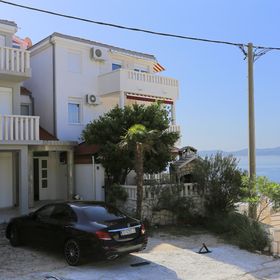 Apartmanok A Tenger Mellett Lokva Rogoznica, Omis - 13226 Lokva Rogoznica