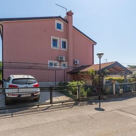 Apartmanok Parkolóhellyel Umag - 7063