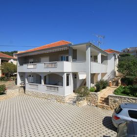 Apartmanok A Tenger Mellett Trogir - 8683