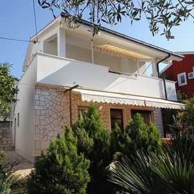 Apartmanok A Tenger Mellett Okrug Gornji, Ciovo - 9469 Okrug Gornji