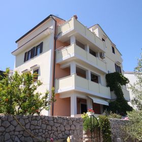 Apartmanok Parkolóhellyel Mali Losinj, Losinj - 7879 Mali Lošinj