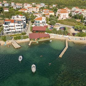 Apartmanok A Tenger Mellett Stara Novalja, Pag - 4071 Stara Novalja