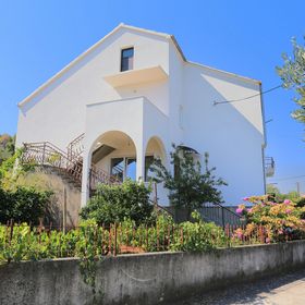 Apartmanok és Szobák A Tenger Mellett Arbanija, Ciovo - 1125 Arbanija