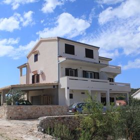 Apartmanok A Tenger Mellett Razanj, Rogoznica - 8361 Ražanj