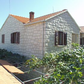 Apartmanok A Tenger Mellett Postira, Brac - 738 Postira