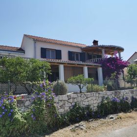 Apartmanok A Tenger Mellett Splitska, Brac - 2923 Splitska