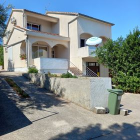 Apartmanok A Tenger Mellett Tkon, Pasman - 5840 Tkon