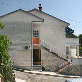 Apartmanok Parkolóhellyel Selce, Crikvenica - 5366 Selce