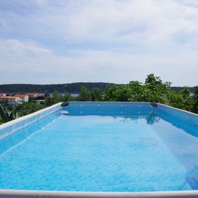 Apartmanok Családok Részére Medencével Barbat, Rab - 4988 Barbat