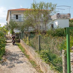 Apartmanok A Tenger Mellett Slatine, Ciovo - 11047 Slatine