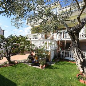 Apartmanok Parkolóhellyel Vodice - 6271