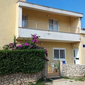 Apartmanok A Tenger Mellett Vinisce, Trogir - 5229 Vinišće