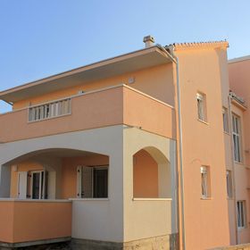 Apartmanok Parkolóhellyel Novalja, Pag - 9403 Novalja